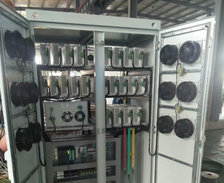 機(jī)櫃使用散熱風(fēng)扇是直流好還是交流好？